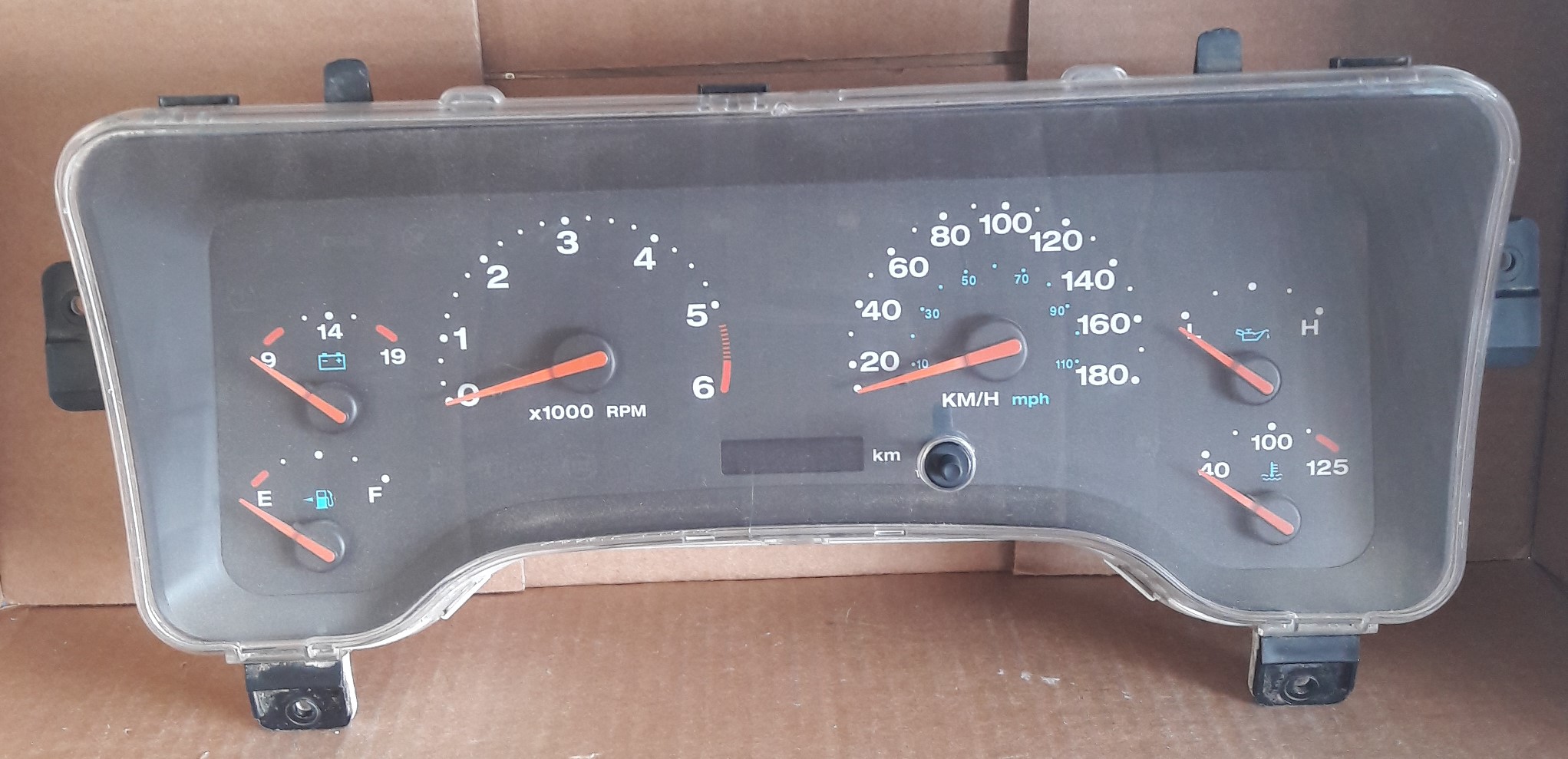 1999-2005 JEEP TJ USED DASHBOARD INSTRUMENT CLUSTER FOR SALE (KM/H) - DASHBOARD  INSTRUMENT CLUSTER
