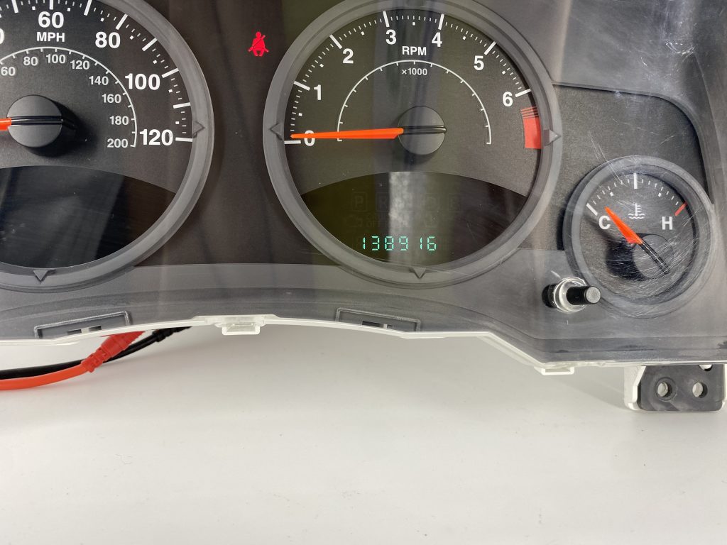 2008 JEEP COMPASS USED DASHBOARD INSTRUMENT CLUSTER FOR SALE (MPH