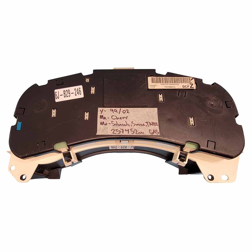 1999-2002 CHEVY SILVERADO USED INSTRUMENT CLUSTER PART# 15758075