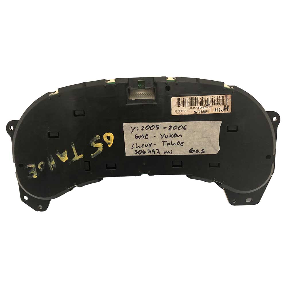 2005-2006 GMC YUKON USED INSTRUMENT CLUSTER PART# 15105688